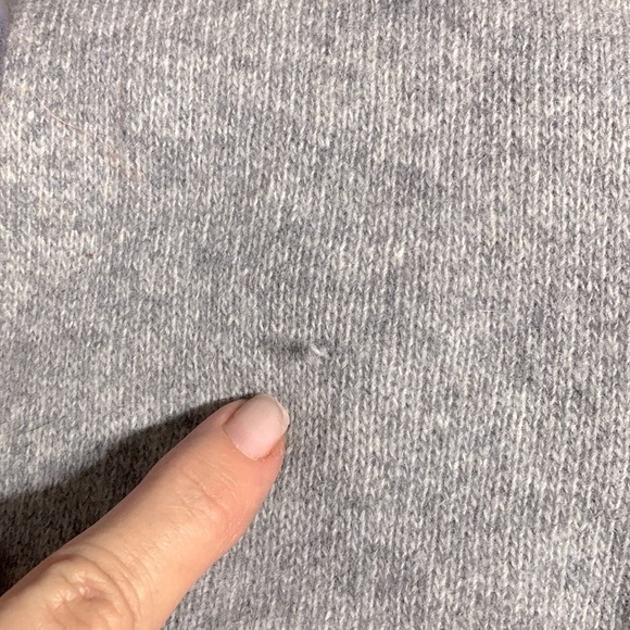 A.Aida wool toggle button sleeveless cardigan - Picture 10 of 11